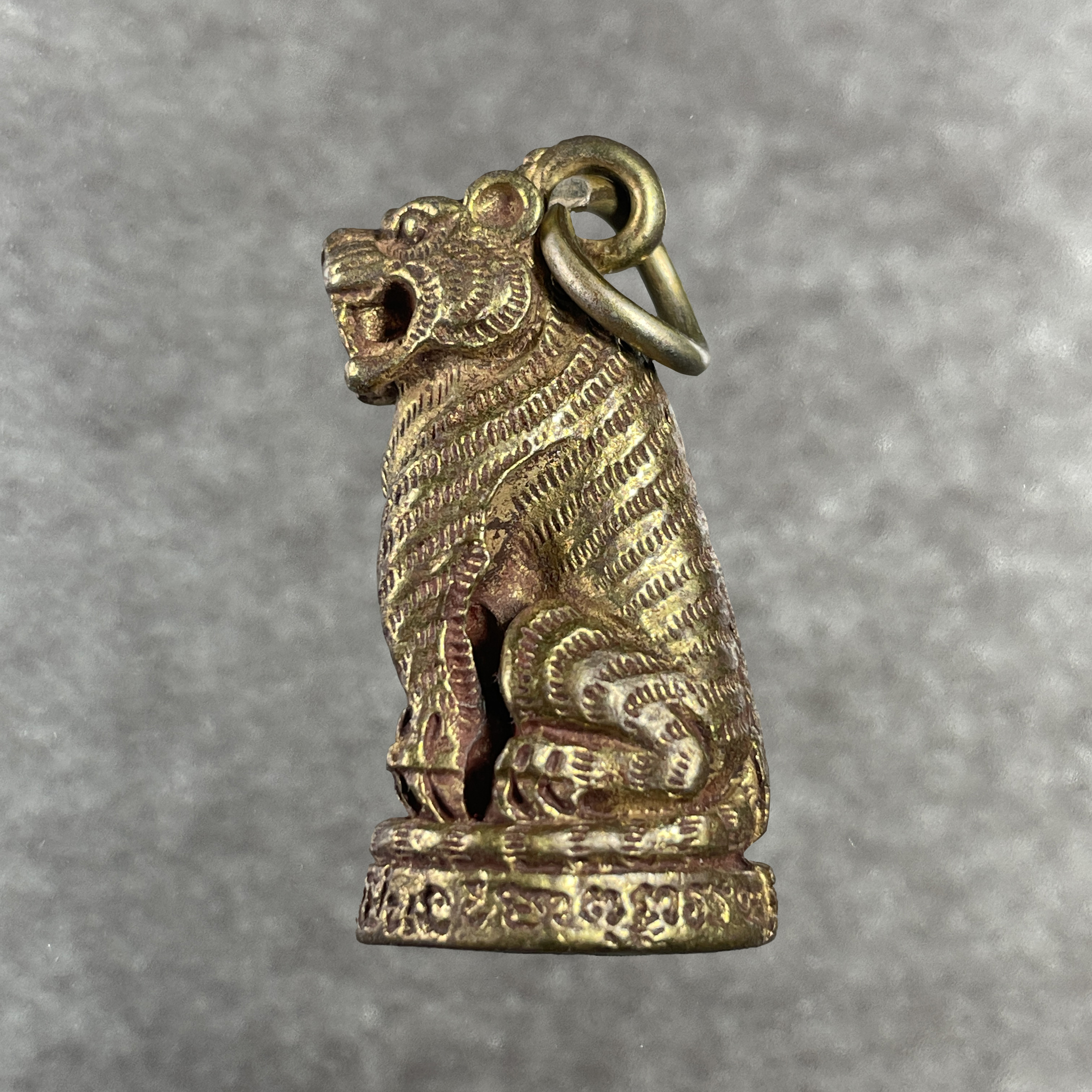 Luang Pho Pern Chao Phaya Suea Maha Amnard, A.D. 2000 – Bild 2