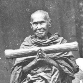 Amulette nach Mönchen