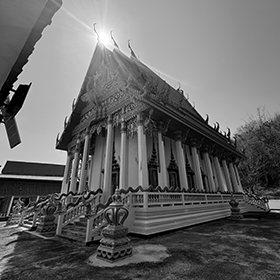 Wat Khao Laem