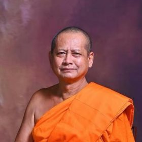 Alternative view of Luang Pho Itt Pha Yant Tao Wessuwan Chatu Maha Rajika, B.E.2564/A.D.2021 (For Show)