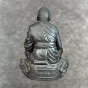 Alternative view of LP Pern Phra Bucha Samadi 1995/2538