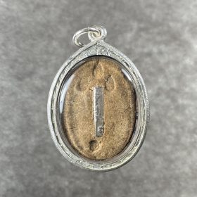 Alternative view of Luang Pho Kalong Logget Phim Na Num, Tschak Lueang, Song Nam B.E.2551/A.D.2008