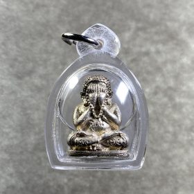 Alternative view of Luang Pho Koon Phra Pidta Heng Khun Heng Nuea Ngoen B.E.2536/A.D.1993