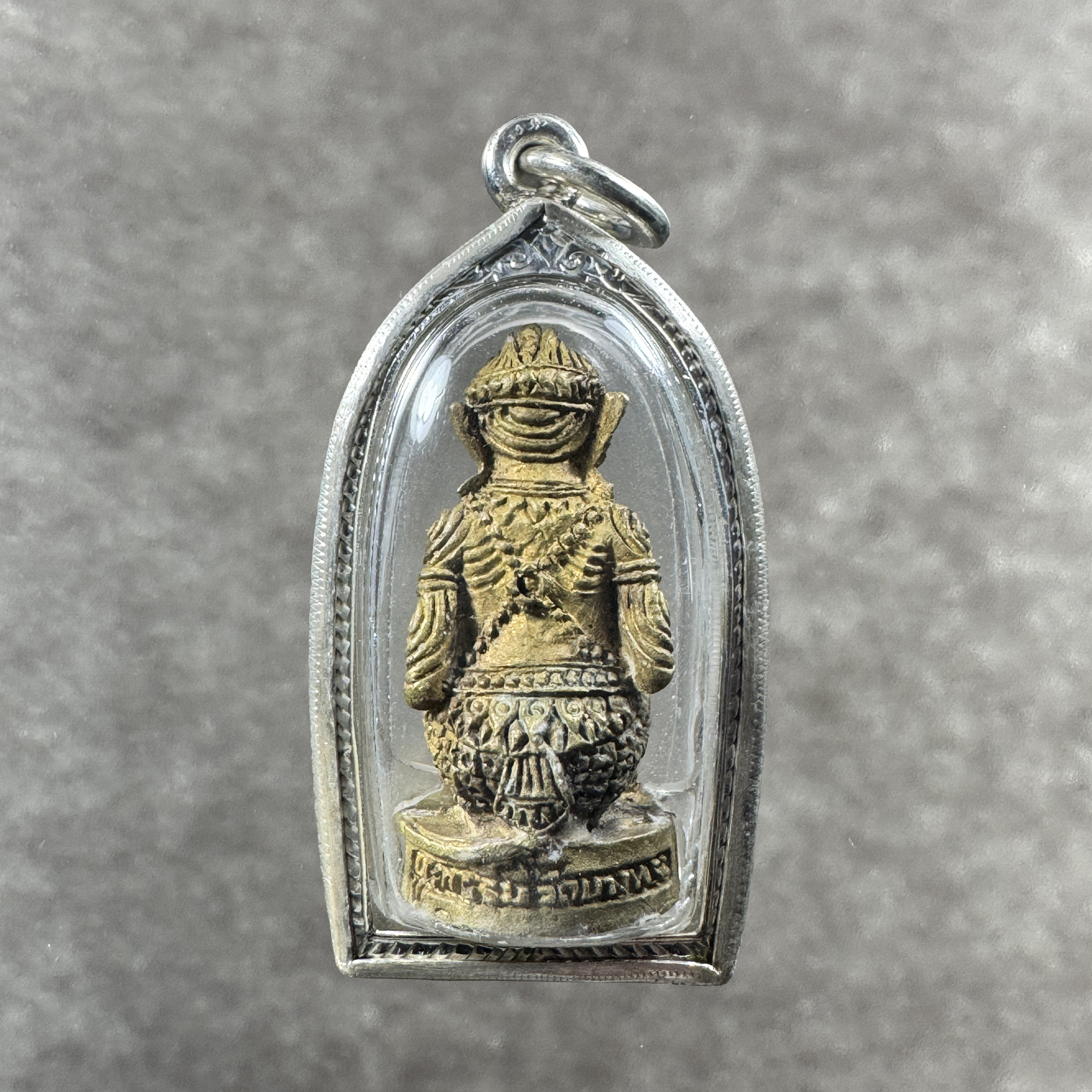 Luang Pho Pern Hanuman Khun Krabi Nuea Thong Lueang B.E.2539/A.D.1996 – Bild 2