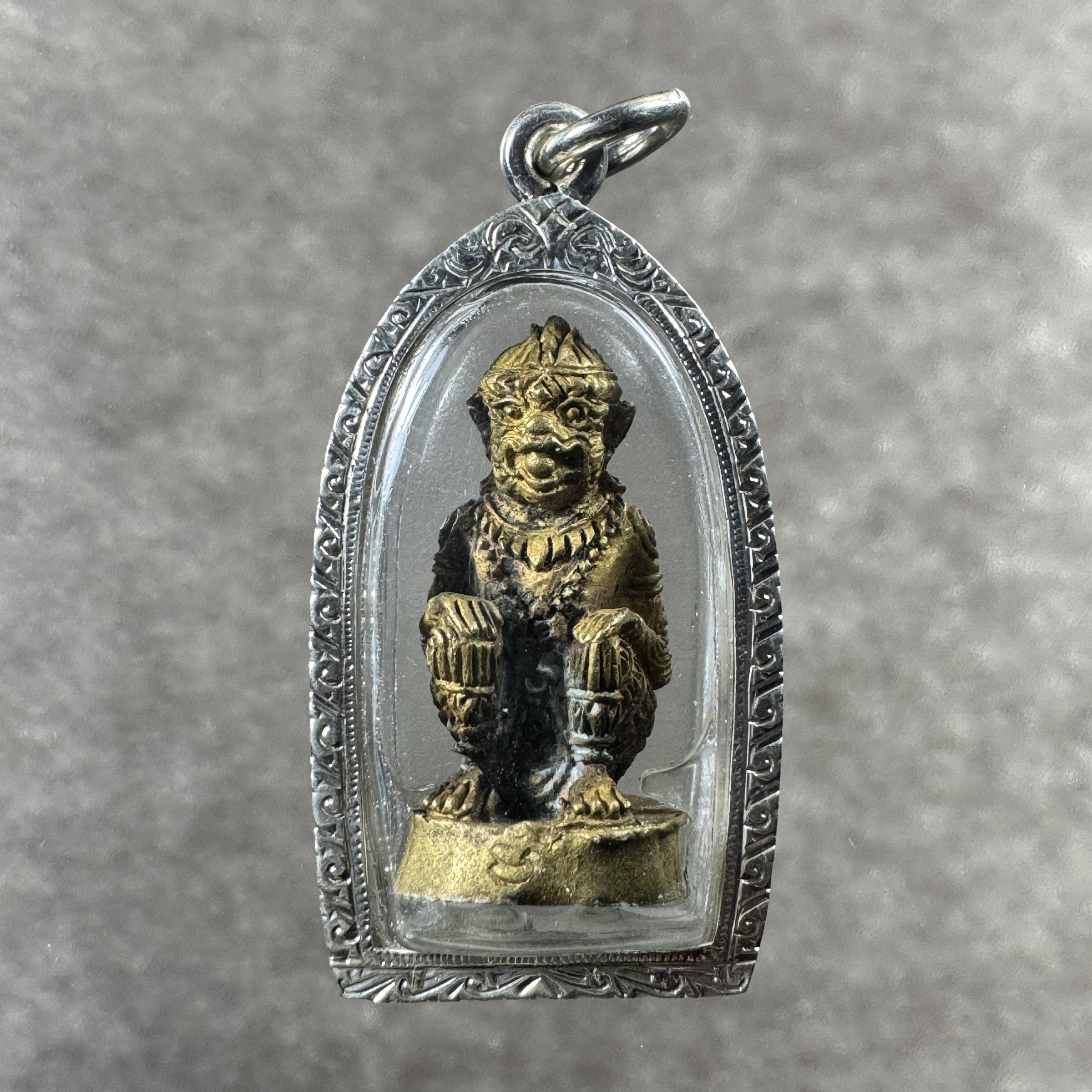 Luang Pho Pern Hanuman Khun Krabi Nuea Thong Lueang B.E.2539/A.D.1996