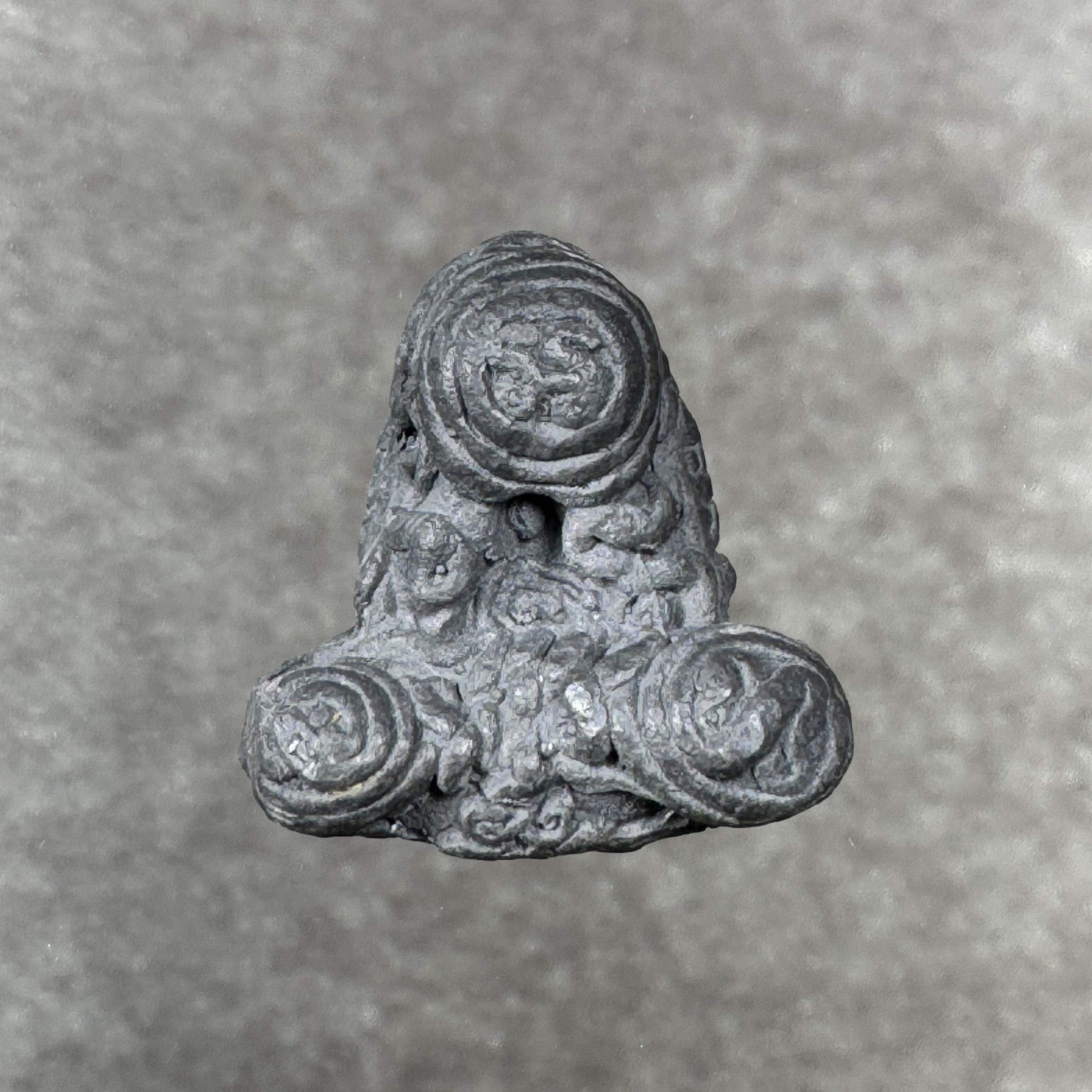 Luang Pho Kalong Phra Pidta Na Thorahod Nuea Takua Boran Phan Pi B.E. 2549